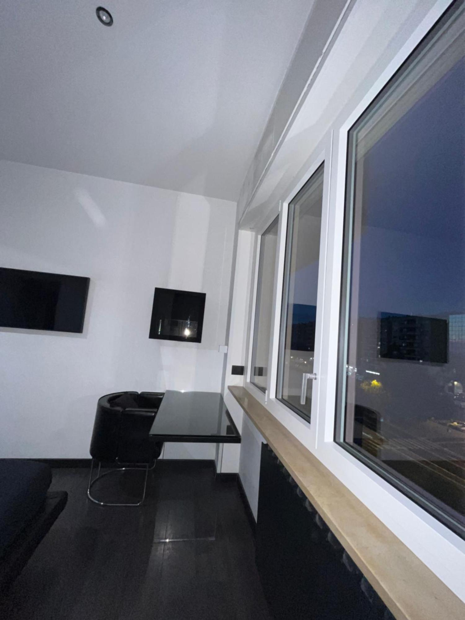 Cinecitta Luxury Guest House Rzym Zewnętrze zdjęcie